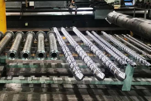 如何更好的選擇橡膠擠出機(jī)螺桿機(jī)筒？一篇文章告訴你！ 圖1