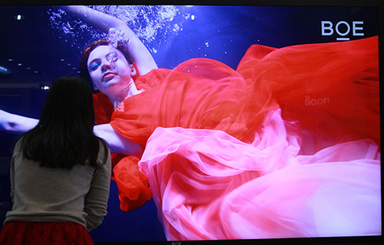 雙螺桿擠出機常見的輔助裝置